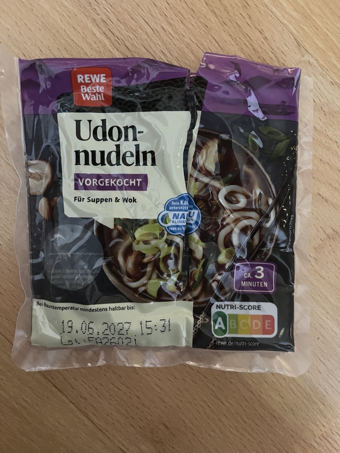 REWE Beste Wahl Udon-Nudeln Vorgekocht package